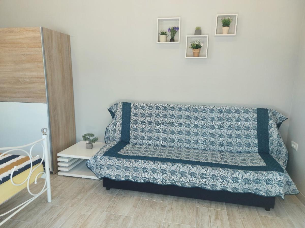 Studio Apartment Palmira Liznjan Luaran gambar